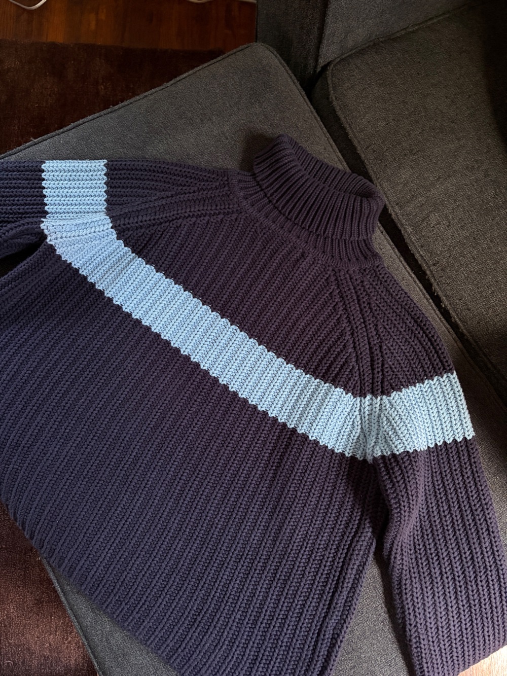 Vintage Tommy Hilfiger sweater